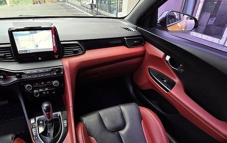 Hyundai Veloster II, 2018 год, 1 040 000 рублей, 7 фотография