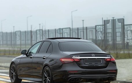 Mercedes-Benz E-Класс AMG, 2021 год, 6 500 000 рублей, 3 фотография