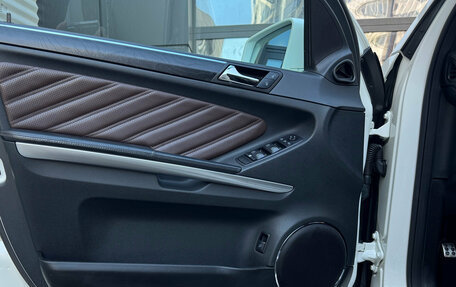 Mercedes-Benz GL-Класс, 2012 год, 2 290 000 рублей, 21 фотография