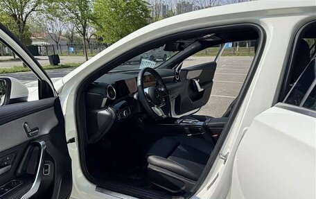 Mercedes-Benz A-Класс, 2023 год, 1 679 009 рублей, 12 фотография