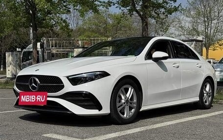 Mercedes-Benz A-Класс, 2023 год, 1 679 009 рублей, 6 фотография