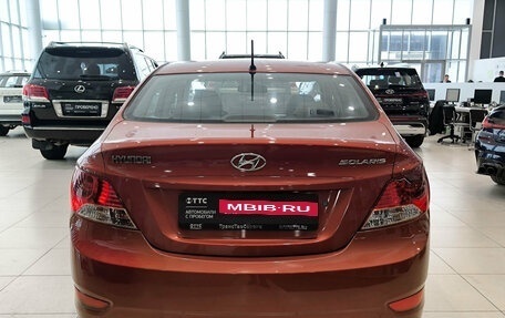 Hyundai Solaris II рестайлинг, 2011 год, 870 000 рублей, 6 фотография