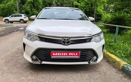 Toyota Camry, 2017 год, 2 200 000 рублей, 3 фотография