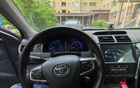 Toyota Camry, 2017 год, 2 200 000 рублей, 10 фотография