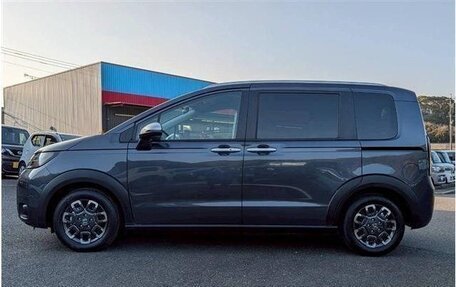 Honda Freed, 2026 год, 1 837 009 рублей, 4 фотография