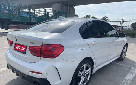BMW 1 серия, 2022 год, 1 700 000 рублей, 5 фотография
