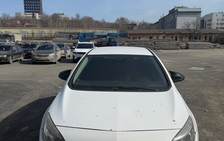 Opel Astra J, 2010 год, 560 000 рублей, 1 фотография