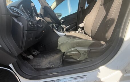 Opel Astra J, 2010 год, 560 000 рублей, 6 фотография