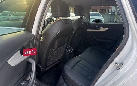 Audi A4, 2017 год, 1 725 000 рублей, 16 фотография