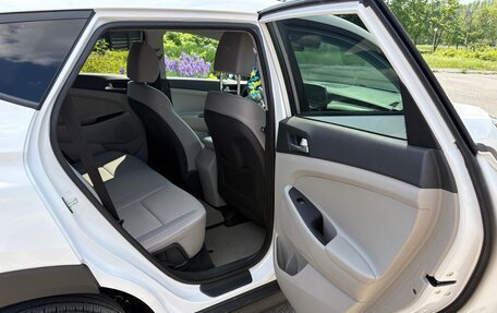 Hyundai Tucson III, 2019 год, 2 050 000 рублей, 15 фотография