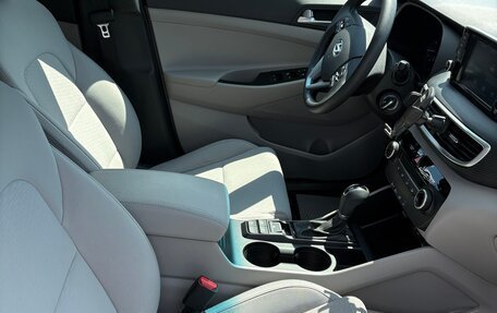 Hyundai Tucson III, 2019 год, 2 050 000 рублей, 18 фотография