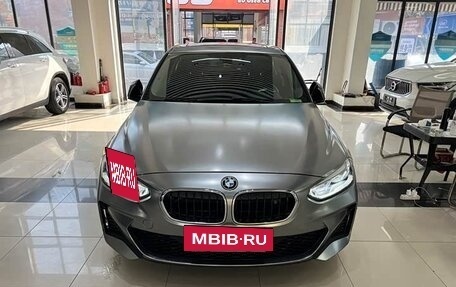 BMW 1 серия, 2021 год, 1 250 000 рублей, 2 фотография