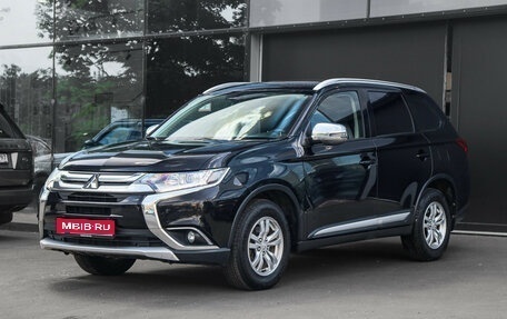 Mitsubishi Outlander III рестайлинг 3, 2015 год, 2 180 000 рублей, 1 фотография