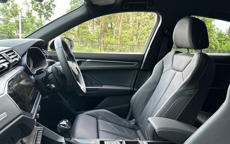 Audi Q3, 2022 год, 1 850 000 рублей, 10 фотография