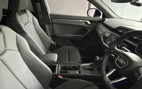 Audi Q3, 2022 год, 1 850 000 рублей, 14 фотография