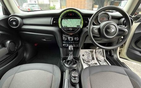 MINI Hatch, 2016 год, 670 000 рублей, 8 фотография