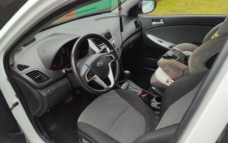 Hyundai Solaris II рестайлинг, 2012 год, 845 000 рублей, 5 фотография