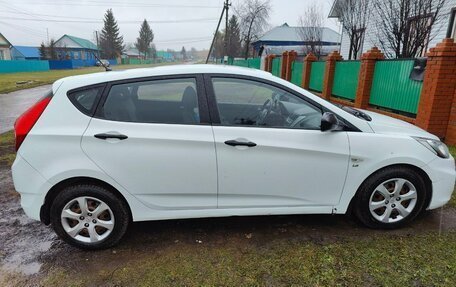 Hyundai Solaris II рестайлинг, 2012 год, 845 000 рублей, 6 фотография