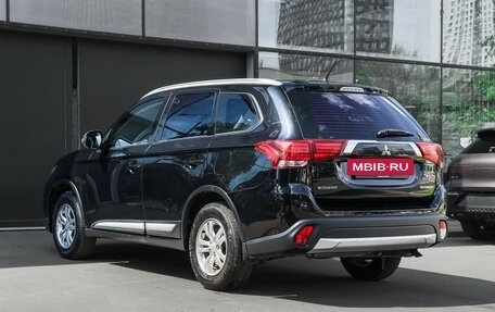 Mitsubishi Outlander III рестайлинг 3, 2015 год, 2 180 000 рублей, 7 фотография