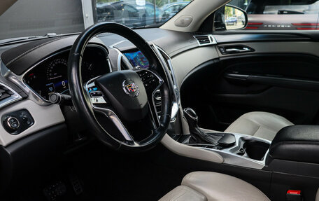Cadillac SRX II рестайлинг, 2014 год, 1 400 000 рублей, 13 фотография