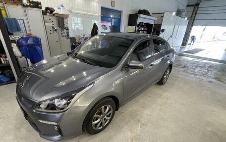 KIA Rio IV, 2017 год, 1 399 000 рублей, 2 фотография