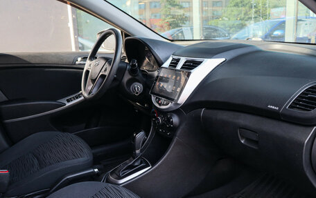 Hyundai Solaris II рестайлинг, 2016 год, 950 000 рублей, 8 фотография