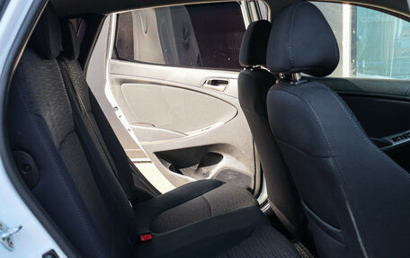 Hyundai Solaris II рестайлинг, 2016 год, 950 000 рублей, 9 фотография
