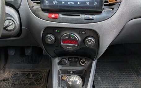 KIA Rio II, 2011 год, 495 000 рублей, 11 фотография