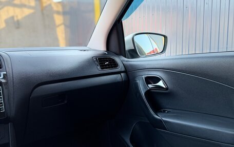 Volkswagen Polo VI (EU Market), 2012 год, 400 000 рублей, 13 фотография