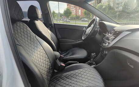 Hyundai Solaris II рестайлинг, 2015 год, 1 090 000 рублей, 13 фотография