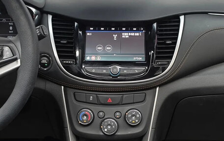 Chevrolet Trax, 2021 год, 1 234 000 рублей, 10 фотография
