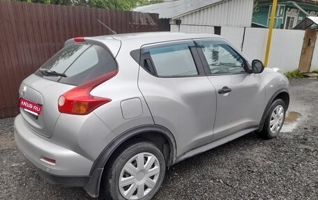 Nissan Juke II, 2013 год, 910 000 рублей, 3 фотография