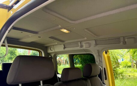 Volkswagen Caddy III рестайлинг, 2013 год, 1 700 000 рублей, 24 фотография