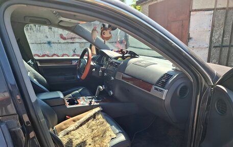 Volkswagen Touareg III, 2006 год, 800 000 рублей, 9 фотография
