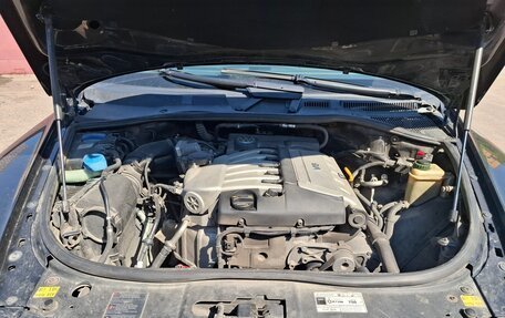 Volkswagen Touareg III, 2006 год, 800 000 рублей, 15 фотография