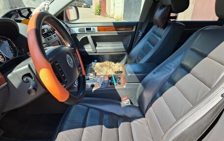 Volkswagen Touareg III, 2006 год, 800 000 рублей, 14 фотография