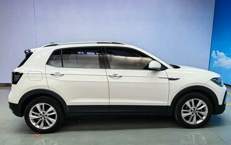 Volkswagen T-Cross I, 2022 год, 1 390 000 рублей, 7 фотография