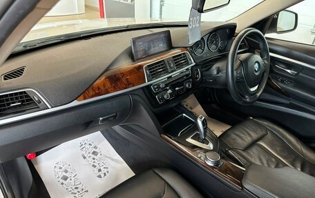 BMW 3 серия, 2017 год, 1 649 000 рублей, 13 фотография