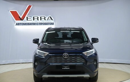 Toyota RAV4, 2020 год, 2 730 000 рублей, 2 фотография