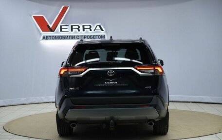 Toyota RAV4, 2020 год, 2 730 000 рублей, 6 фотография