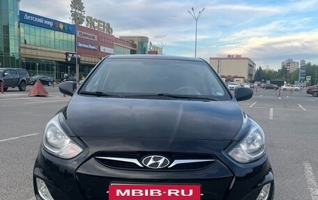 Hyundai Solaris II рестайлинг, 2012 год, 720 000 рублей, 6 фотография