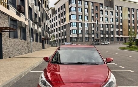 Hyundai Solaris II рестайлинг, 2014 год, 1 000 000 рублей, 1 фотография