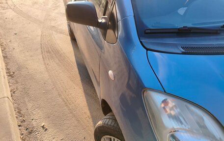Toyota Yaris III рестайлинг, 2007 год, 550 000 рублей, 7 фотография