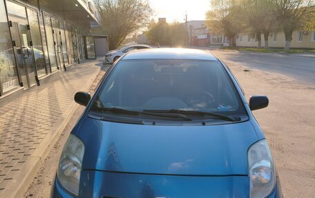 Toyota Yaris III рестайлинг, 2007 год, 550 000 рублей, 6 фотография