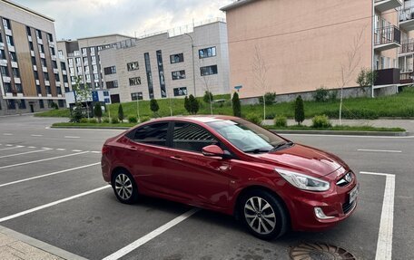 Hyundai Solaris II рестайлинг, 2014 год, 1 000 000 рублей, 3 фотография
