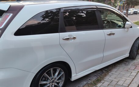 Honda Stream II, 2012 год, 1 530 000 рублей, 2 фотография