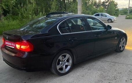 BMW 3 серия, 2011 год, 1 300 000 рублей, 8 фотография