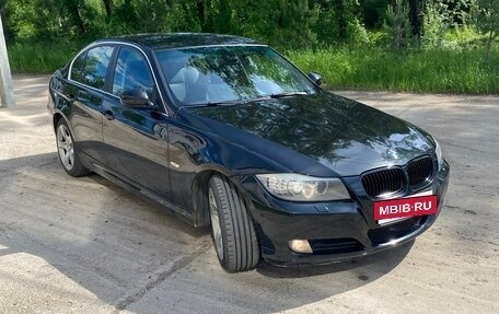 BMW 3 серия, 2011 год, 1 300 000 рублей, 4 фотография