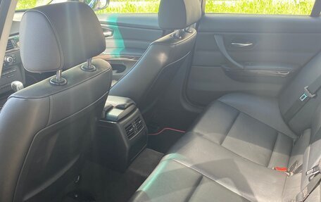 BMW 3 серия, 2011 год, 1 300 000 рублей, 13 фотография