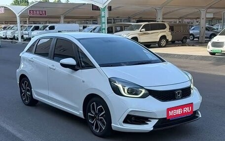 Honda Fit, 2022 год, 1 070 000 рублей, 3 фотография